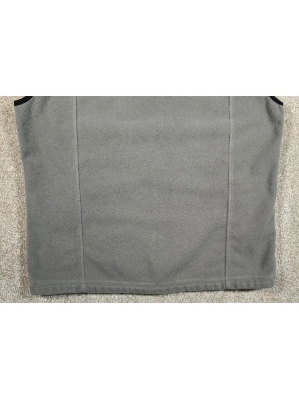 Mountain Hardwear garments 100%